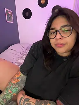 miacanela xo online show from March 25, 2026, 3:01 am