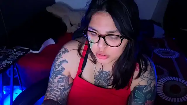 Snapshot of miacanela_xo chatting on June 25, 2026, 2:11 am miacanela xo online show from June 25, 2026, 2:11 am