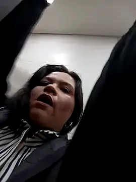 Julieta-tits online show from December 6, 2024, 10:30 pm