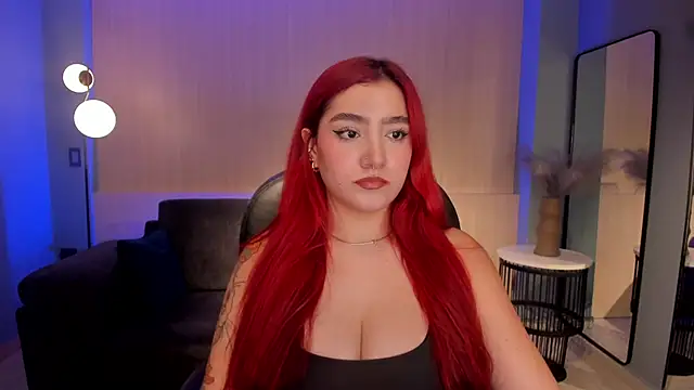 Snapshot of ViolettCastel chatting on February 6, 2025, 6:35 pm ViolettCastel online show from February 6, 2025, 6:35 pm