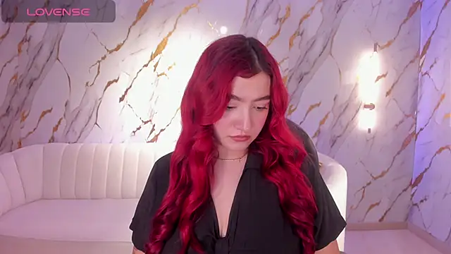 Snapshot of ViolettCastel chatting on February 15, 2025, 7:28 pm ViolettCastel online show from February 15, 2025, 7:28 pm