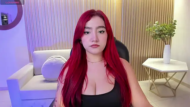 Snapshot of ViolettCastel chatting on February 23, 2025, 5:18 pm ViolettCastel online show from February 23, 2025, 5:18 pm