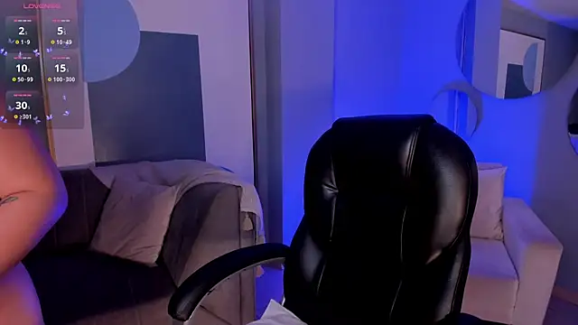 Snapshot of ViolettCastel chatting on March 8, 2025, 7:31 pm ViolettCastel online show from March 8, 2025, 7:31 pm