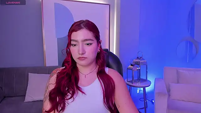 Snapshot of ViolettCastel chatting on March 9, 2025, 4:55 pm ViolettCastel online show from March 9, 2025, 4:55 pm