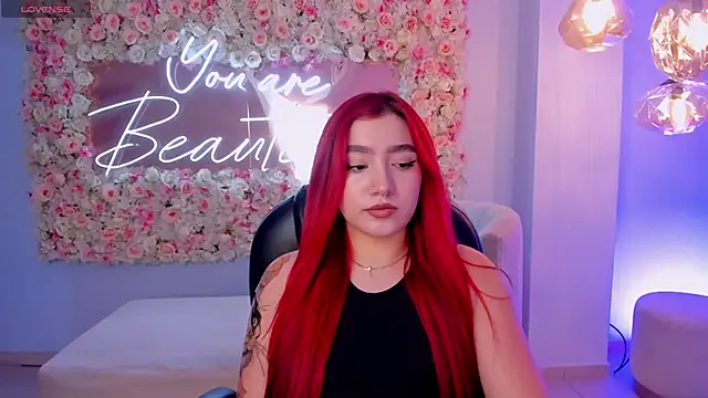 Snapshot of ViolettCastel chatting on March 17, 2025, 7:48 pm ViolettCastel online show from March 17, 2025, 7:48 pm