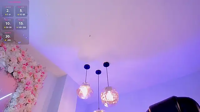 Snapshot of ViolettCastel chatting on March 17, 2025, 10:49 pm ViolettCastel online show from March 17, 2025, 10:49 pm