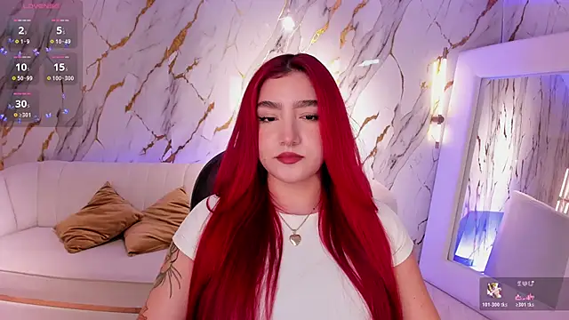 Snapshot of ViolettCastel chatting on October 22, 2025, 7:13 pm ViolettCastel online show from October 22, 2025, 7:13 pm