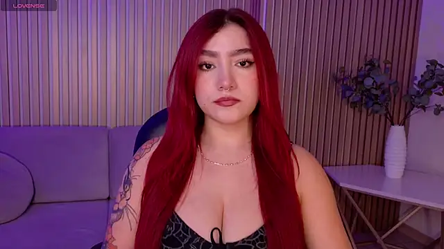 ViolettCastel online show from February 20, 2026, 7:14 pm