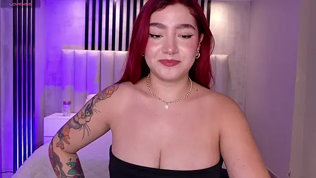 ViolettCastel online show from March 20, 2026, 7:08 pm