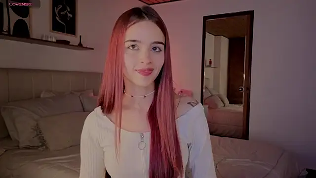 Roxxy mora online show from November 19, 2025, 10:10 pm