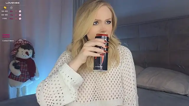 Snapshot of AsteriaHamel chatting on January 3, 2025, 10:31 am AsteriaHamel online show from January 3, 2025, 10:31 am