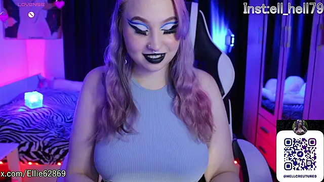 Kitty goth online show from September 20, 2025, 8:54 pm