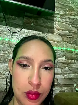 twohornys online show from December 18, 2025, 11:11 pm