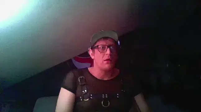 Snapshot of Bigthroaterboy chatting on December 4, 2024, 2:31 am Bigthroaterboy online show from December 4, 2024, 2:31 am