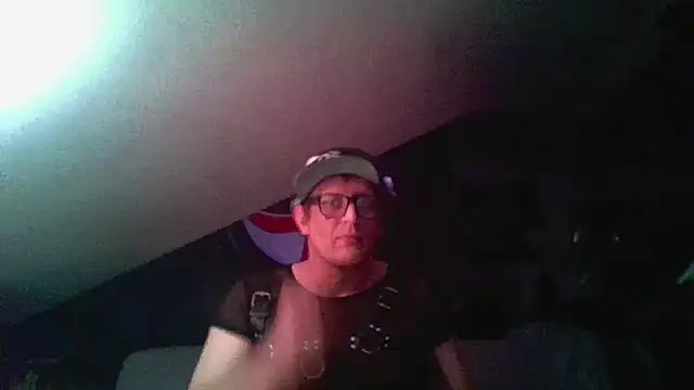 Snapshot of Bigthroaterboy chatting on December 4, 2024, 3:43 pm Bigthroaterboy online show from December 4, 2024, 3:43 pm