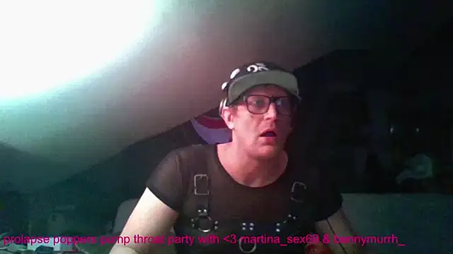 Snapshot of Bigthroaterboy chatting on December 6, 2024, 7:45 pm Bigthroaterboy online show from December 6, 2024, 7:45 pm