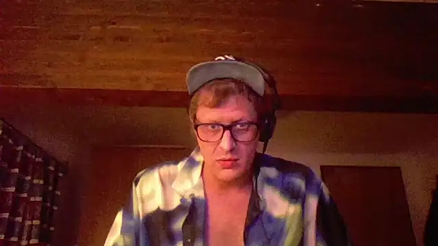 Snapshot of Bigthroaterboy chatting on December 25, 2024, 6:41 pm Bigthroaterboy online show from December 25, 2024, 6:41 pm