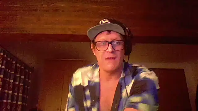 Snapshot of Bigthroaterboy chatting on December 29, 2024, 2:38 am Bigthroaterboy online show from December 29, 2024, 2:38 am