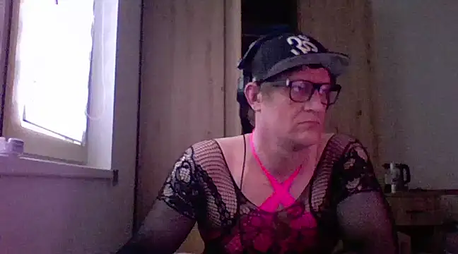 Snapshot of Bigthroaterboy chatting on January 27, 2025, 1:52 pm Bigthroaterboy online show from January 27, 2025, 1:52 pm