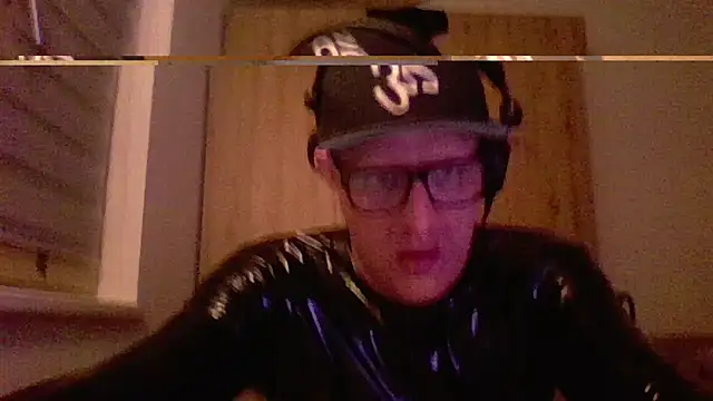 Snapshot of Bigthroaterboy chatting on February 15, 2025, 6:44 pm Bigthroaterboy online show from February 15, 2025, 6:44 pm