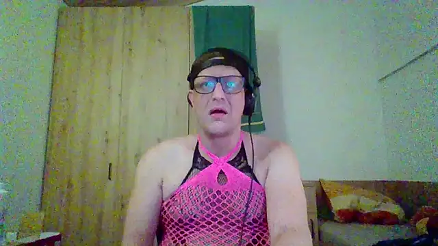 Snapshot of Bigthroaterboy chatting on September 30, 2025, 9:09 pm Bigthroaterboy online show from September 30, 2025, 9:09 pm