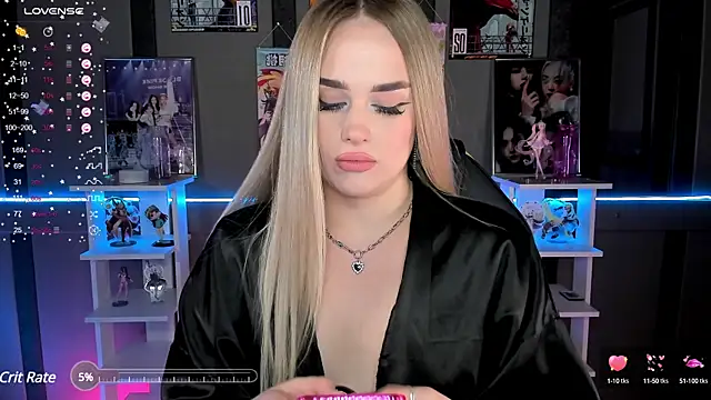 Snapshot of Ellen_Soft chatting on March 18, 2025, 4:37 pm Ellen Soft online show from March 18, 2025, 4:37 pm