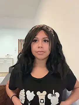 Snapshot of HaileyDiana chatting on February 19, 2026, 11:06 am HaileyDiana online show from February 19, 2026, 11:06 am