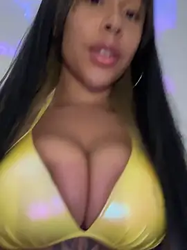 Snapshot of HaileyDiana chatting on April 9, 2026, 6:02 pm HaileyDiana online show from April 9, 2026, 6:02 pm