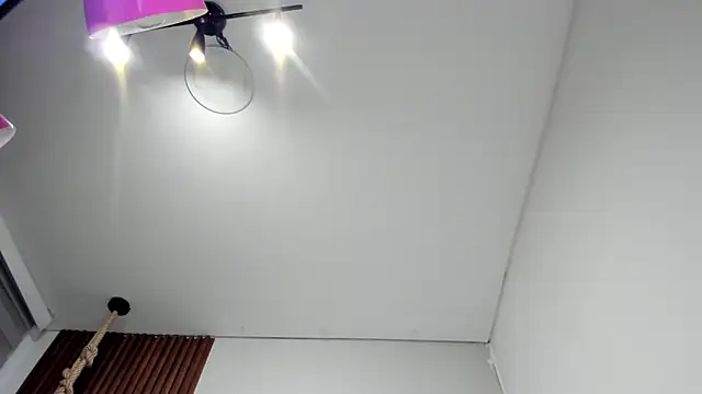 ANTONELLA  ROUSE  online show from January 31, 2026, 7:11 pm