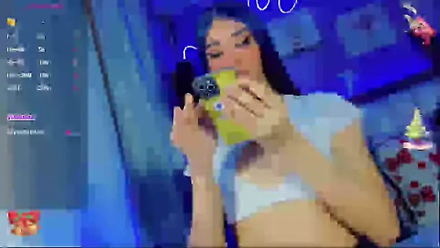 Snapshot of Baby_Aliz chatting on December 11, 2024, 11:54 pm Baby Aliz online show from December 11, 2024, 11:54 pm