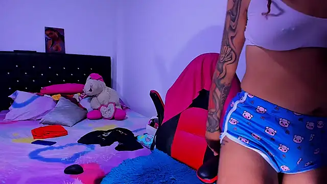 Snapshot of kerlysmith_24 chatting on January 30, 2025, 7:37 pm kerlysmith 24 online show from January 30, 2025, 7:37 pm