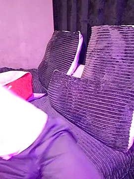 Petrossa online show from April 1, 2026, 6:47 am