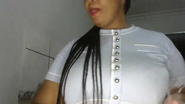 NippleMilkXx online show from May 30, 2026, 12:30 am