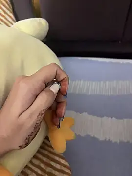 Snapshot of HotIndianCouple__8 chatting on October 23, 2025, 11:24 pm HotIndianCouple 8 online show from October 23, 2025, 11:24 pm