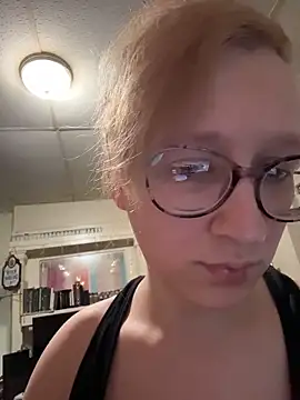 Snapshot of YandereDemon chatting on March 14, 2026, 9:42 pm YandereDemon online show from March 14, 2026, 9:42 pm