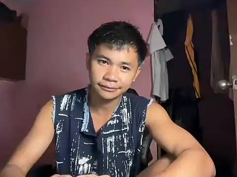 RaVeN354 online show from September 20, 2025, 5:47 pm