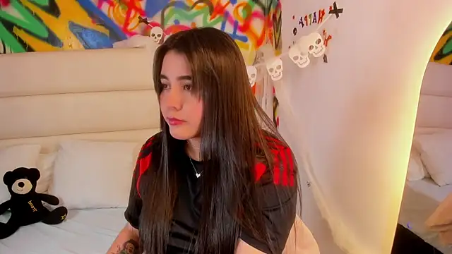 Liana Bernocchi online show from October 11, 2025, 8:18 pm