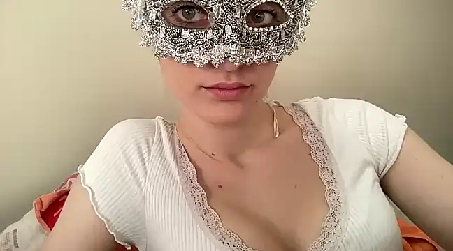 lexihot0000 online show from December 29, 2024, 11:29 am