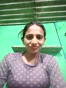 Baby  Shreya online show from November 21, 2025, 9:46 pm