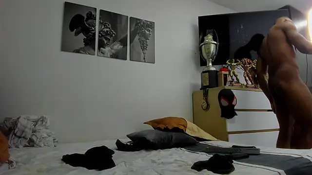 Snapshot of Malkongarcia chatting on March 14, 2026, 10:48 pm Malkongarcia online show from March 14, 2026, 10:48 pm