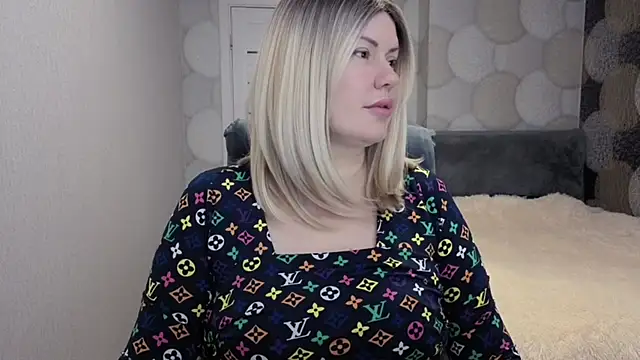 natusik online show from November 22, 2025, 9:25 pm