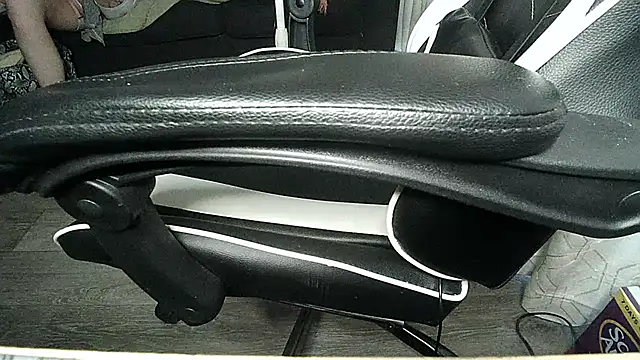 Hellojeremy online show from January 11, 2025, 12:01 am