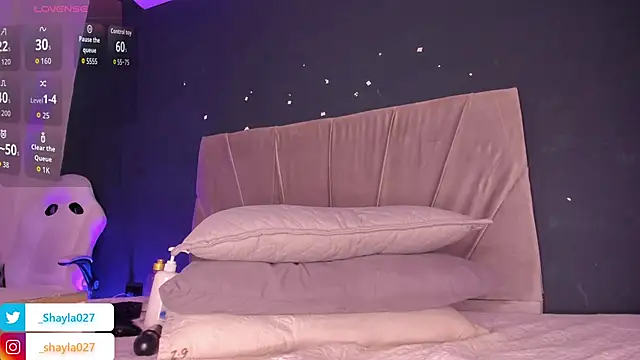 Shayla27 online show from March 11, 2026, 3:45 am