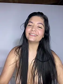 Snapshot of DashaStar chatting on March 20, 2025, 1:02 am DashaStar online show from March 20, 2025, 1:02 am