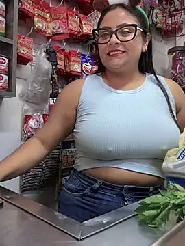 Snapshot of Sol_biglips chatting on December 24, 2024, 7:22 pm Sol biglips online show from December 24, 2024, 7:22 pm