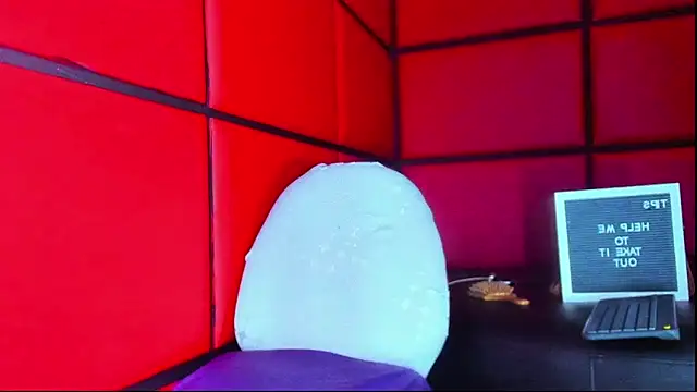 Haileybieberr online show from November 5, 2025, 9:26 pm