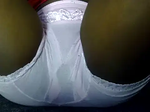 Pretty mellony21 online show from March 14, 2025, 7:12 pm