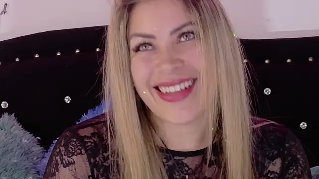 Natalia Montoya online show from September 9, 2025, 2:55 am