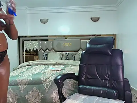 ebony shilly3 online show from November 26, 2025, 12:00 am