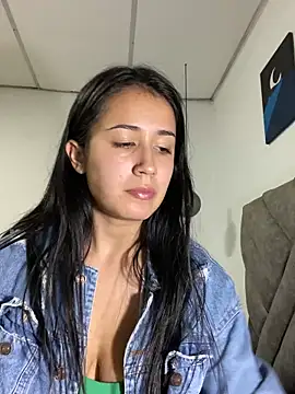 AnithaFigueroa1 online show from December 28, 2024, 3:47 am